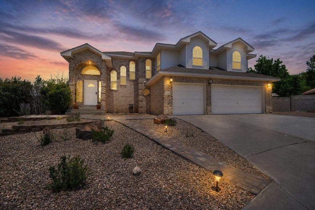 9515 Macallan Road NE, Albuquerque, NM 87109