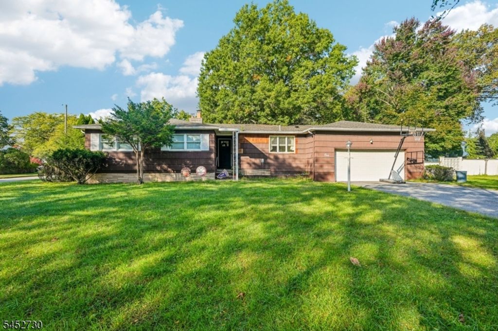 1 Raleigh Ln, Wayne Twp., NJ 07470 — exterior