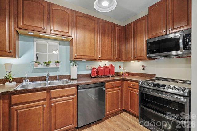 9640 Storybook Avenue NW, Concord, NC 28027