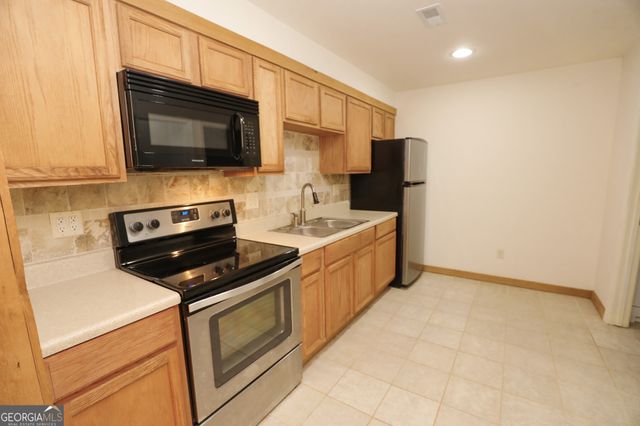 1017 Bruce Jackson Road, Newnan, GA 30263