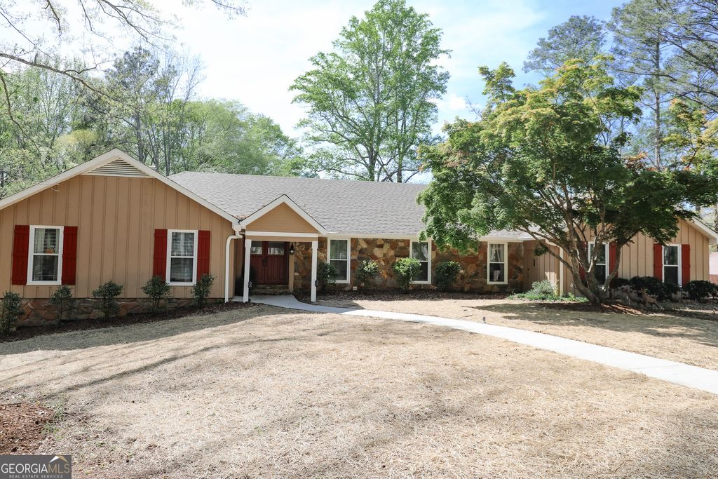 1017 Bruce Jackson Road, Newnan, GA 30263