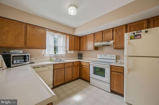 24 GRISTMILL DR, Dover, DE 19904