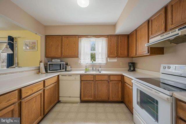 24 GRISTMILL DR, Dover, DE 19904