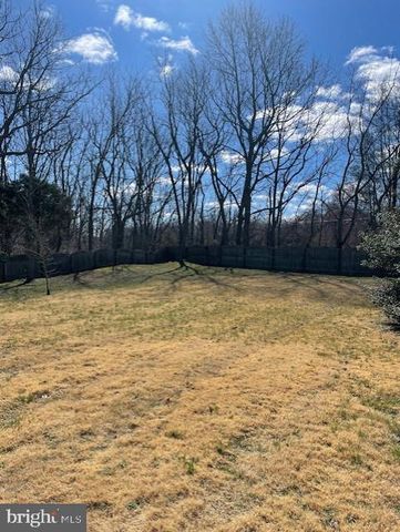 24 GRISTMILL DR, Dover, DE 19904