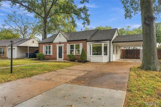 964 Sanders Drive, St Louis, MO 63126