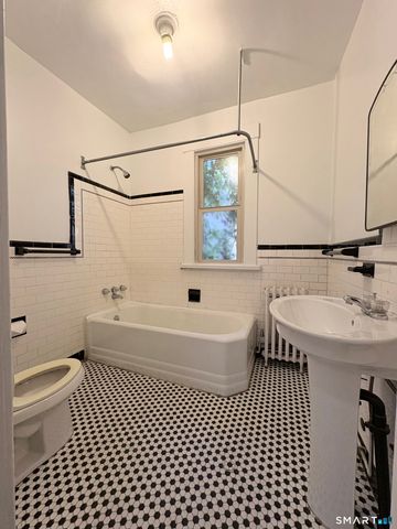 787 Elm Street 2, New Haven, CT 06511