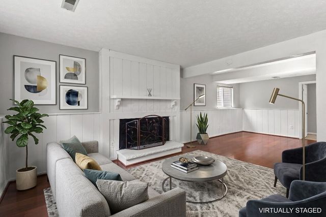 2121 Steffi Drive, Hilliard, OH 43026