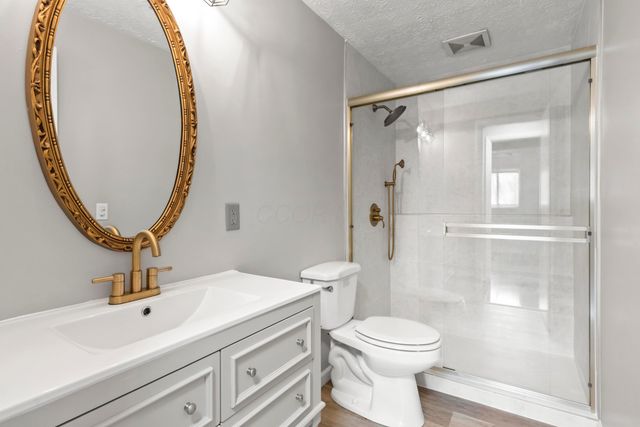 2121 Steffi Drive, Hilliard, OH 43026