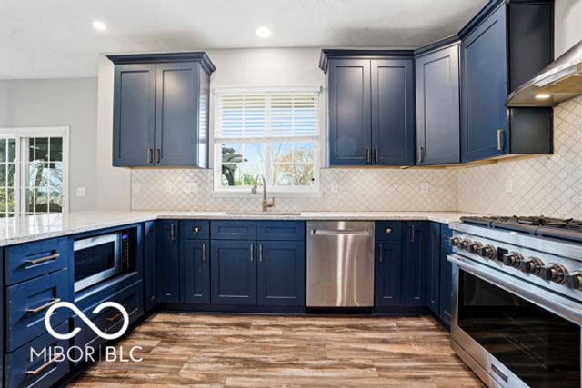 11978 Boothbay Lane, Fishers, IN 46037