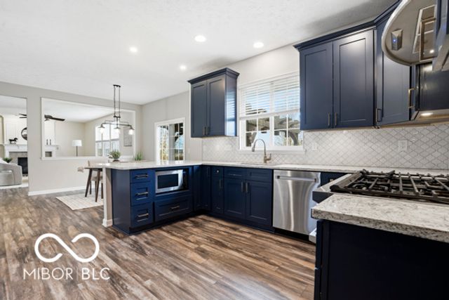 11978 Boothbay Lane, Fishers, IN 46037