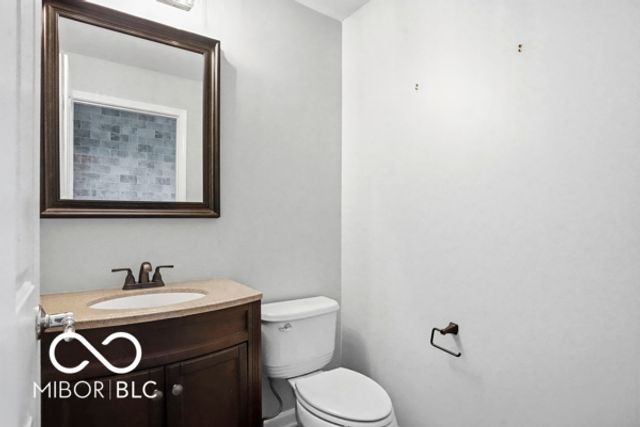 11978 Boothbay Lane, Fishers, IN 46037