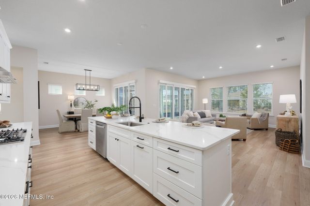 329 PELTON Place, St. Johns, FL 33259