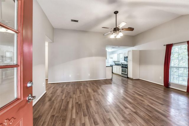 115 Delaware Drive, Conroe, TX 77316