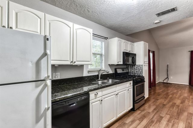 115 Delaware Drive, Conroe, TX 77316