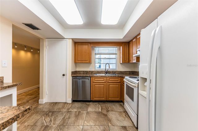 746 BARBER CIRCLE, Lakeland, FL 33803