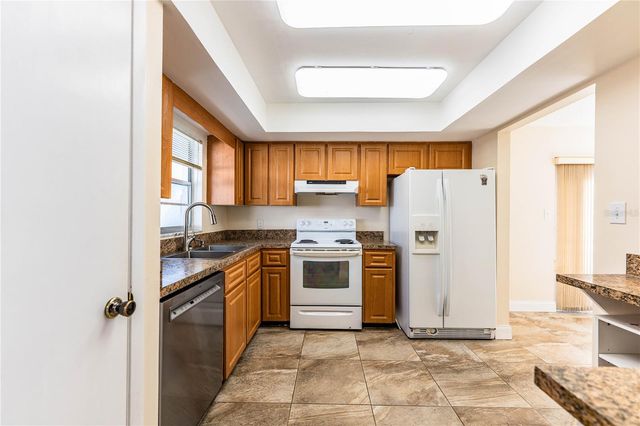 746 BARBER CIRCLE, Lakeland, FL 33803