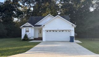 216 Indian Springs Cir, Manchester, TN 37355