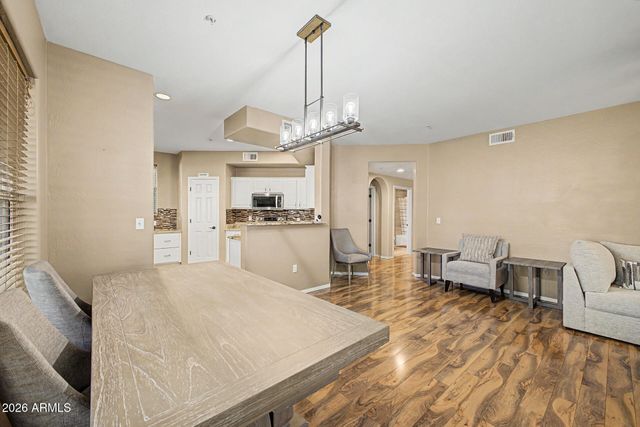 14575 W MOUNTAIN VIEW Boulevard 711, Surprise, AZ 85374