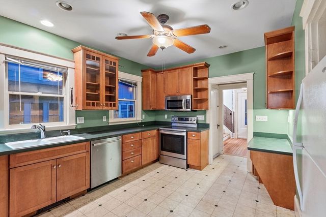 136 Mill St, Lancaster, MA 01523