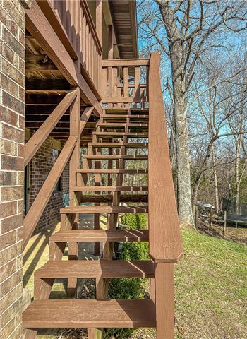 6609 Cottonwood Road, Harrison, AR 72601