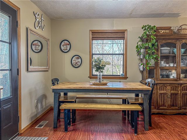 6609 Cottonwood Road, Harrison, AR 72601