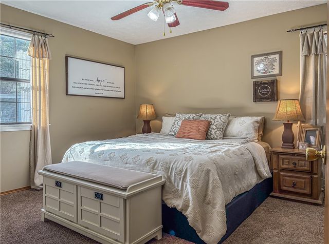 6609 Cottonwood Road, Harrison, AR 72601