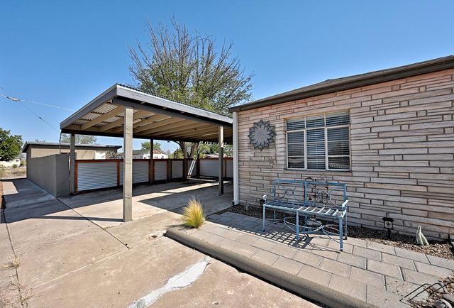 101 E 2nd St, Marfa, TX 79483