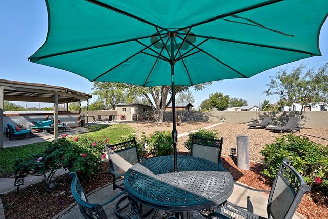 101 E 2nd St, Marfa, TX 79483