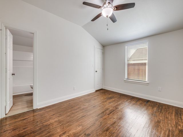 4306 Jamaica Street, Dallas, TX 75210