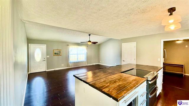 498 Boulder Drive, Elizabethtown, KY 42701