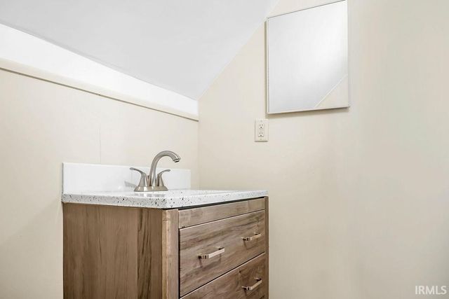 558 Pinewood Drive, Bedford, IN 47421