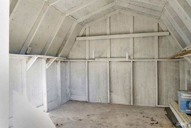 558 Pinewood Drive, Bedford, IN 47421