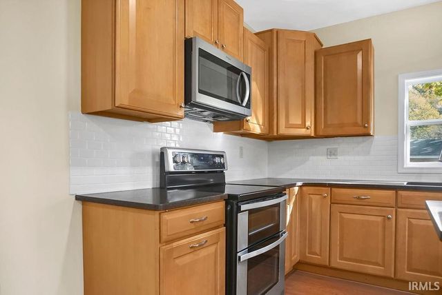 558 Pinewood Drive, Bedford, IN 47421