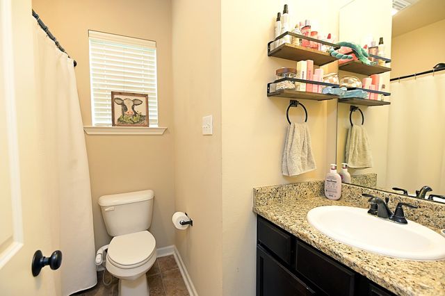 127 Petal Avenue, Thibodaux, LA 70301