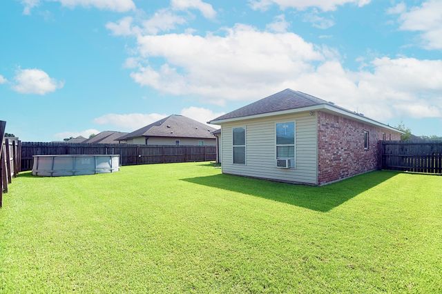 127 Petal Avenue, Thibodaux, LA 70301