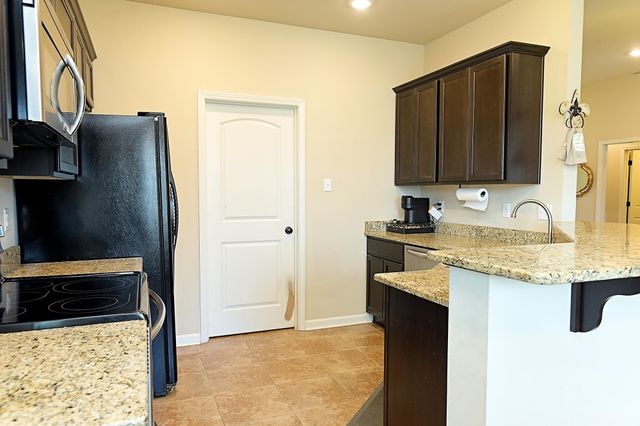 127 Petal Avenue, Thibodaux, LA 70301