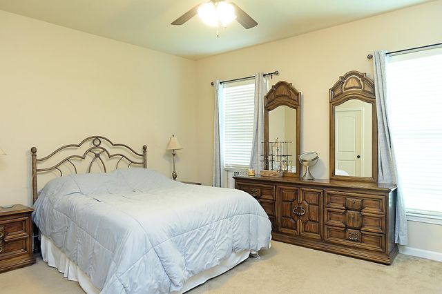 127 Petal Avenue, Thibodaux, LA 70301