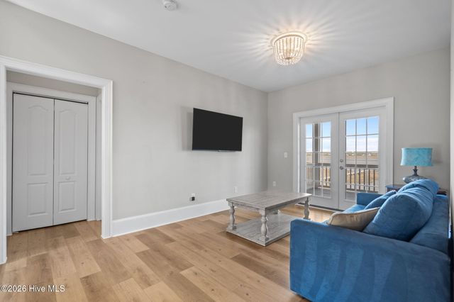 42 Sailview Drive, N Topsail Beach, NC 28460
