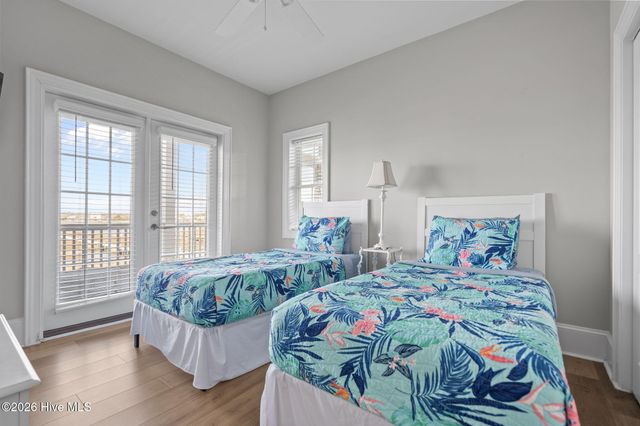 42 Sailview Drive, N Topsail Beach, NC 28460