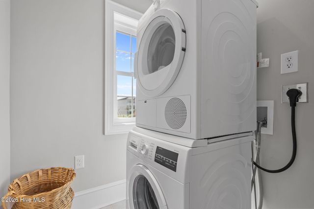 42 Sailview Drive, N Topsail Beach, NC 28460