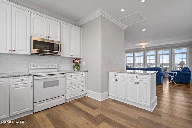 42 Sailview Drive, N Topsail Beach, NC 28460