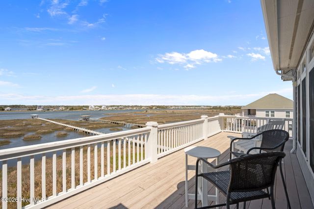 42 Sailview Drive, N Topsail Beach, NC 28460