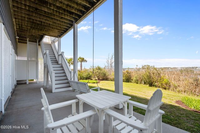 42 Sailview Drive, N Topsail Beach, NC 28460