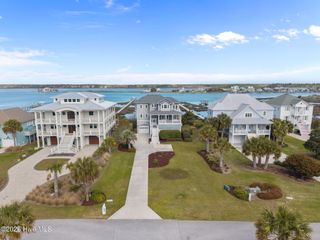 42 Sailview Drive, N Topsail Beach, NC 28460