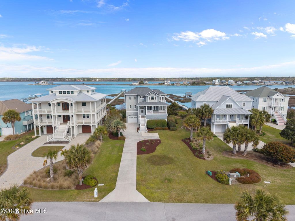 42 Sailview Drive, N Topsail Beach, NC 28460