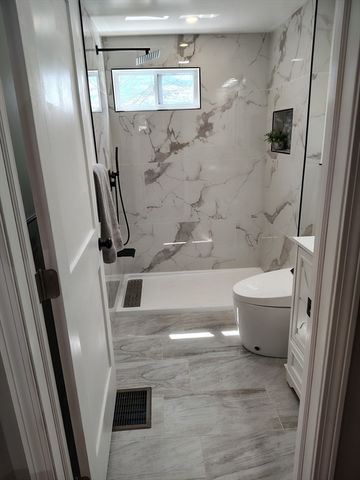 12 Wass St, Lynn, MA 01902