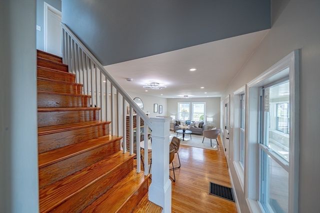 12 Wass St, Lynn, MA 01902