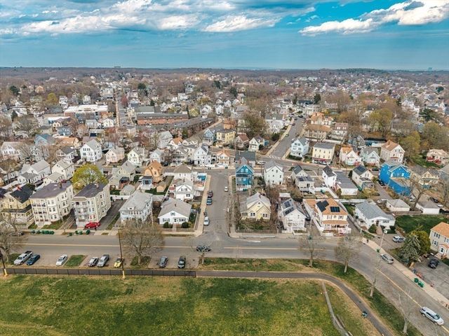 12 Wass St, Lynn, MA 01902