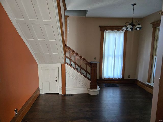 315 7th Street, Logansport, IN 46947