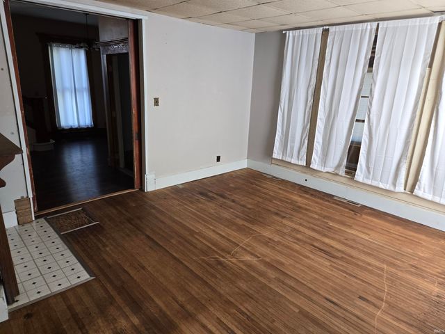 315 7th Street, Logansport, IN 46947